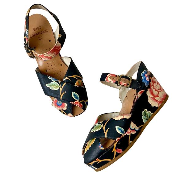 Vintage 1970s Bort Carleton Jacobean Floral Platforms - Picture 1 of 9